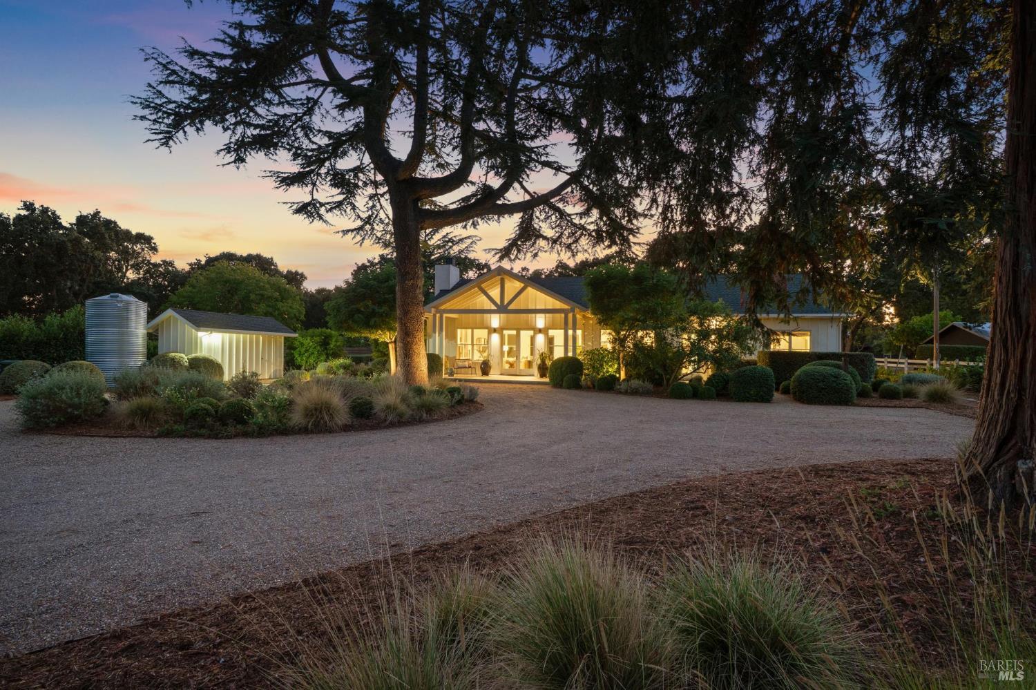 Detail Gallery Image 74 of 96 For 20685 5th St, Sonoma,  CA 95476 - 3 Beds | 3/1 Baths