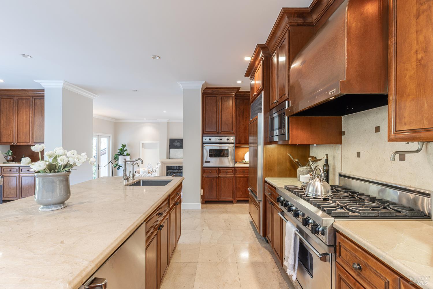 Detail Gallery Image 34 of 72 For 145 Canyon Ct, Napa,  CA 94558 - 5 Beds | 4/1 Baths