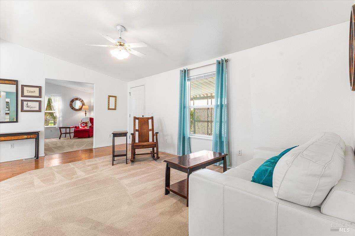 Detail Gallery Image 7 of 32 For 34 Circulo Juarez Unkn, Rohnert Park,  CA 94928 - 2 Beds | 2 Baths