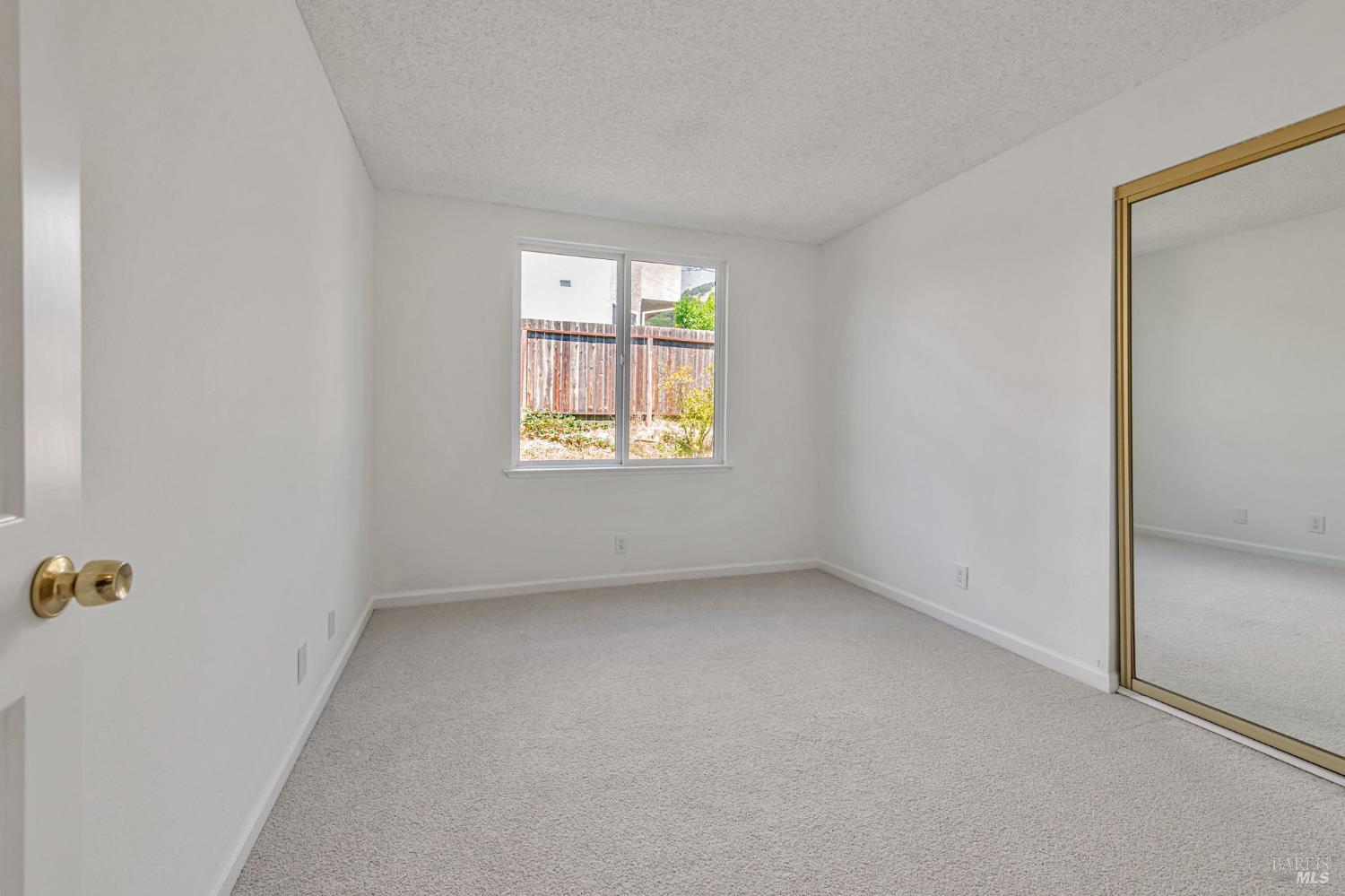 Detail Gallery Image 18 of 31 For 107 Partridge Dr, Novato,  CA 94945 - 3 Beds | 2 Baths
