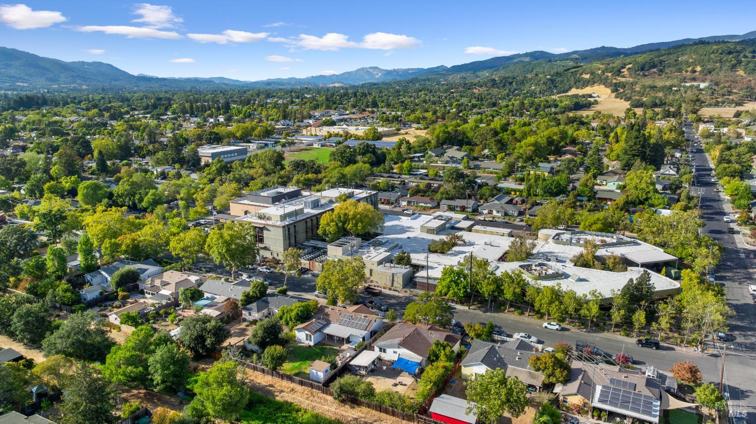 Detail Gallery Image 37 of 43 For 337 Bettencourt St, Sonoma,  CA 95476 - 3 Beds | 2 Baths