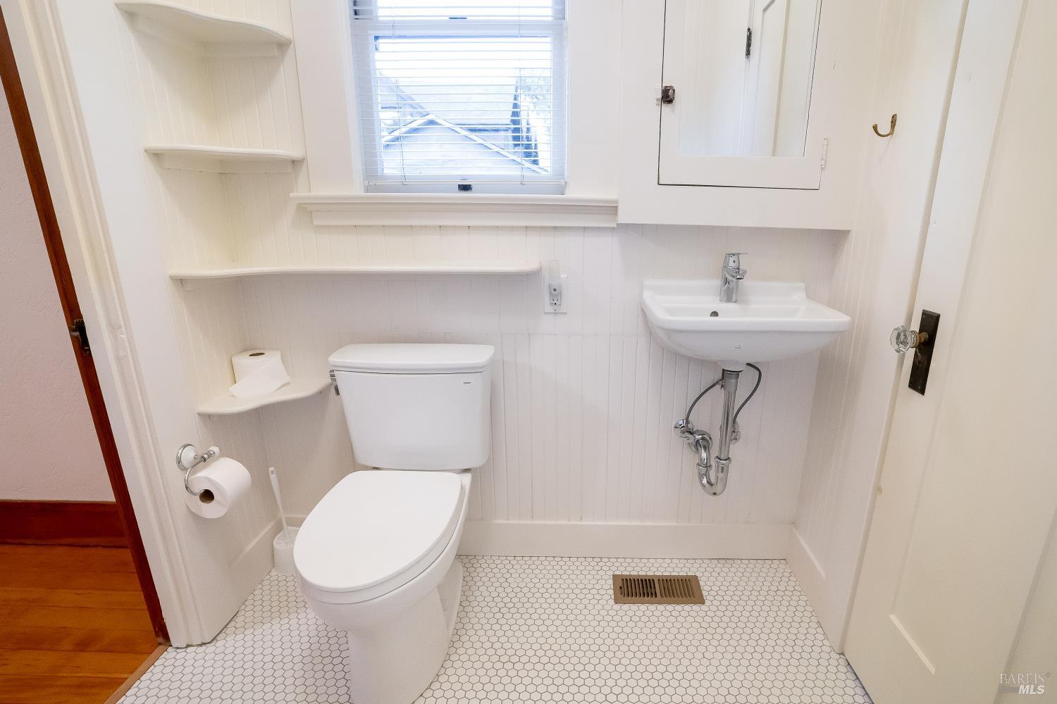 Detail Gallery Image 39 of 76 For 362 Jefferson St, Napa,  CA 94559 - 2 Beds | 2 Baths