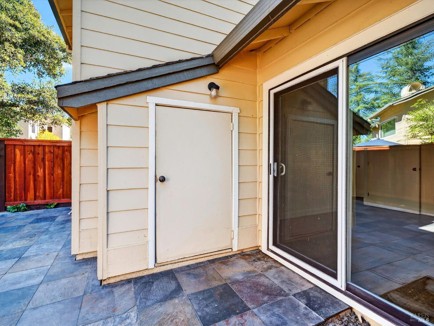 Detail Gallery Image 26 of 42 For 2301 Woodlake Dr, Santa Rosa,  CA 95405 - 2 Beds | 2 Baths