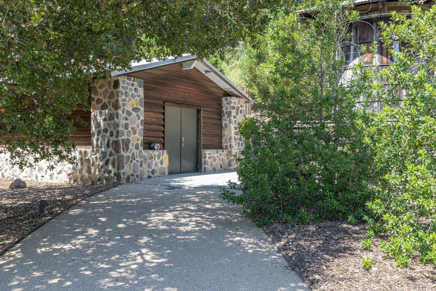 Detail Gallery Image 46 of 49 For 33 Hennessey Ridge Rd, Saint Helena,  CA 94574 - 4 Beds | 4/1 Baths