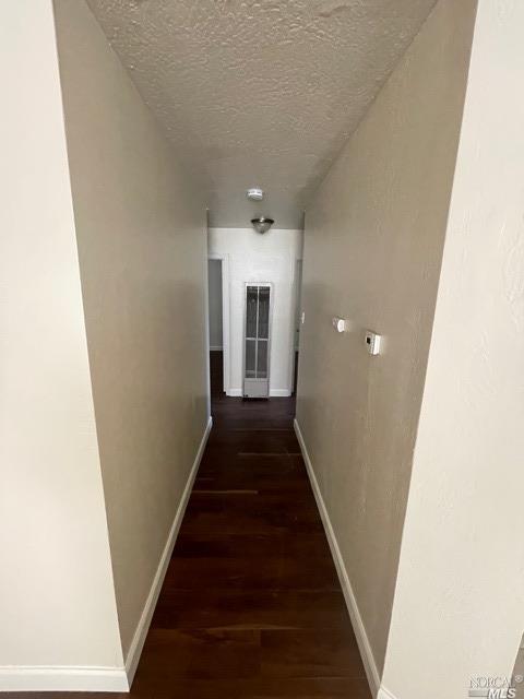Detail Gallery Image 6 of 14 For 507 E Travis Blvd, Fairfield,  CA 94533 - 3 Beds | 1 Baths