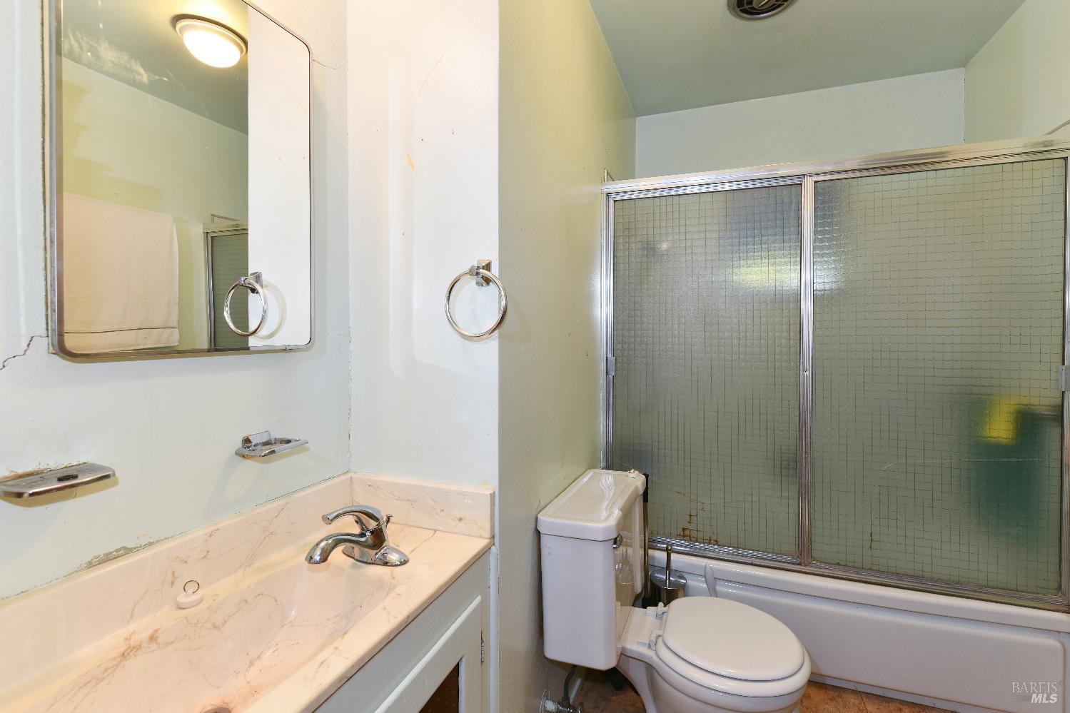 Detail Gallery Image 13 of 27 For 3520 Beckworth Dr, Napa,  CA 94558 - 3 Beds | 2 Baths