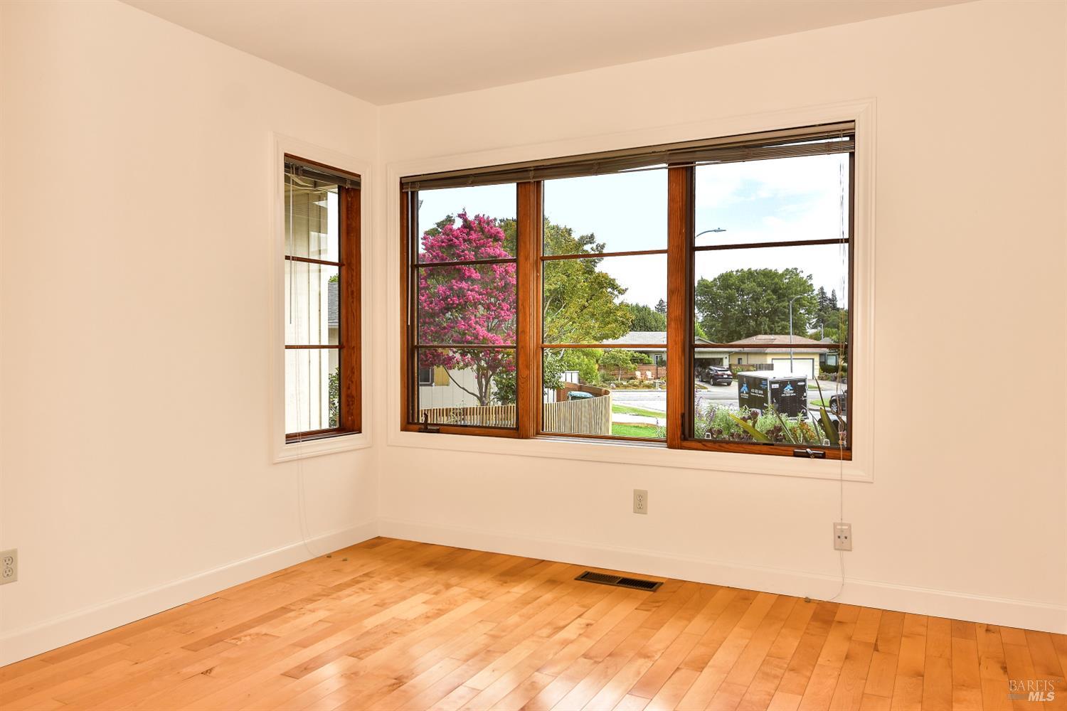 Detail Gallery Image 18 of 37 For 20772 Temelec Dr, Sonoma,  CA 95476 - 3 Beds | 2 Baths