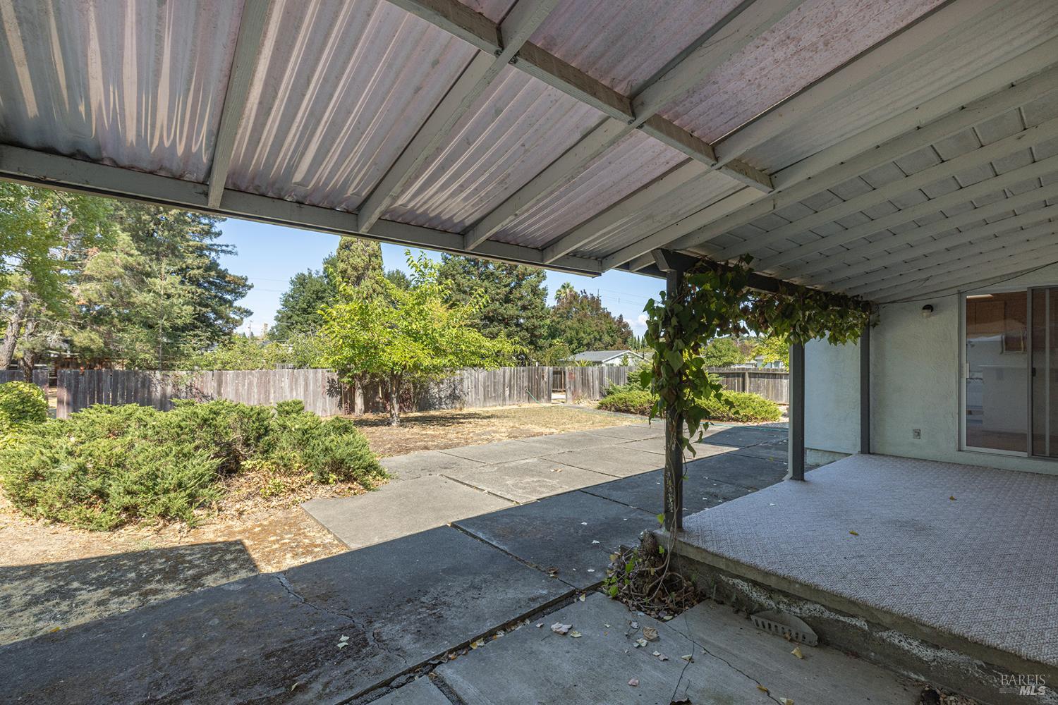 Detail Gallery Image 25 of 38 For 1016 Mccormick Ln, Napa,  CA 94558 - 4 Beds | 2 Baths