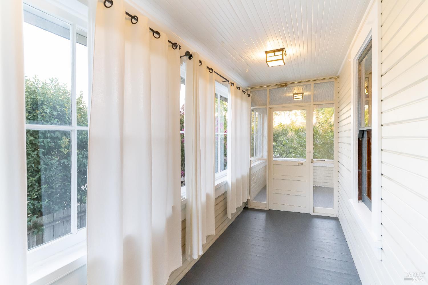Detail Gallery Image 16 of 76 For 362 Jefferson St, Napa,  CA 94559 - 2 Beds | 2 Baths