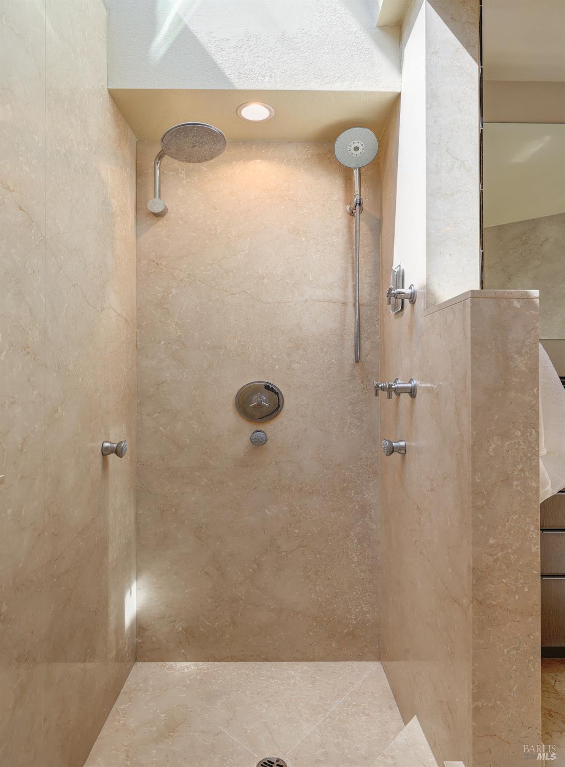 Detail Gallery Image 27 of 56 For 126 San Marino Dr, San Rafael,  CA 94901 - 5 Beds | 3/1 Baths
