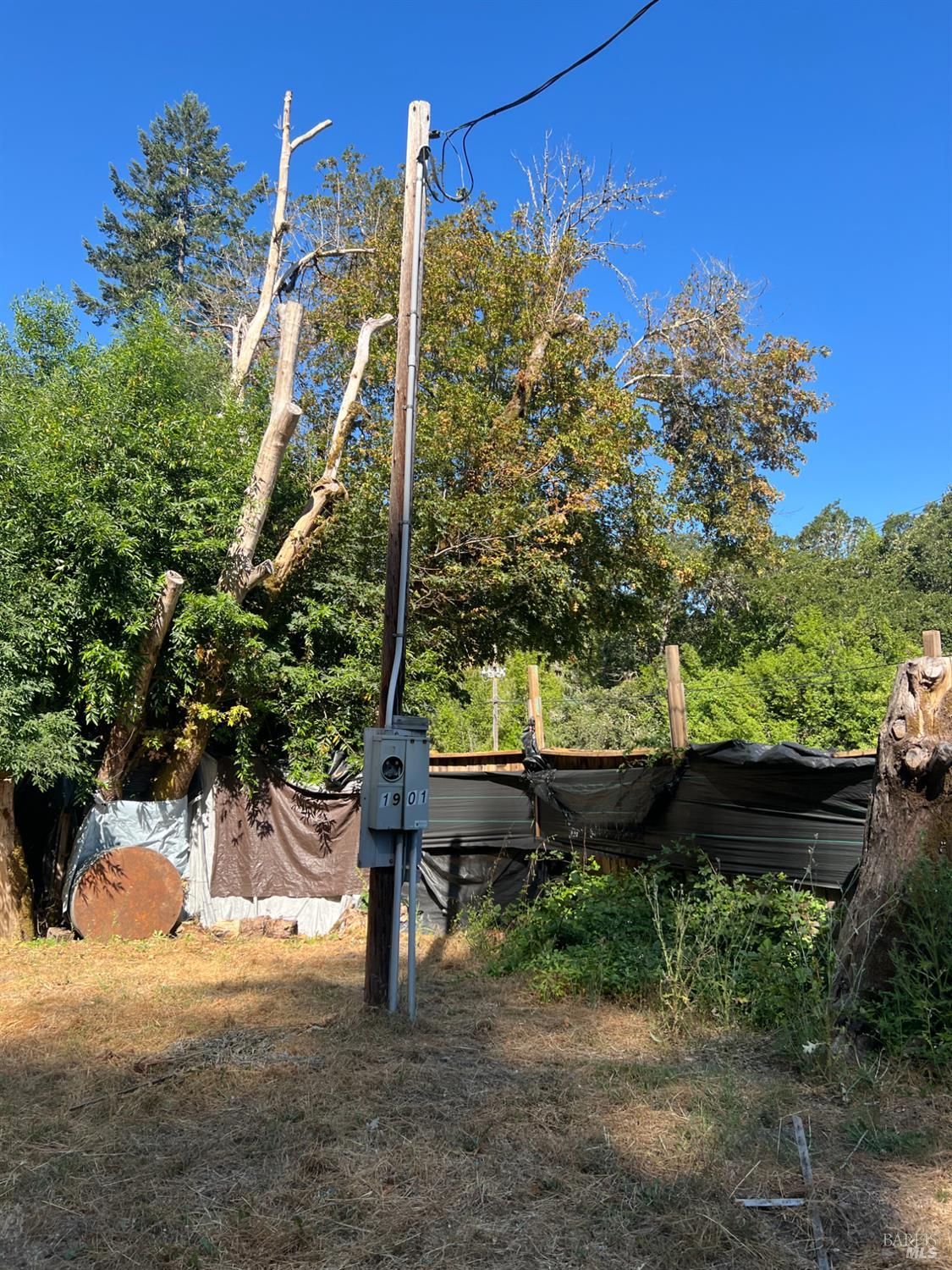 Detail Gallery Image 5 of 5 For 1901 Fort Bragg Rd, Willits,  CA 95490 - 0 Beds | 1 Baths