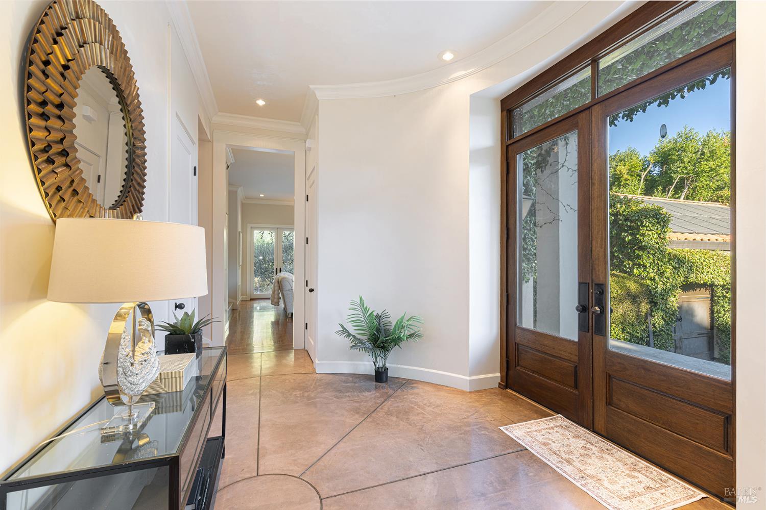 Detail Gallery Image 15 of 72 For 145 Canyon Ct, Napa,  CA 94558 - 5 Beds | 4/1 Baths