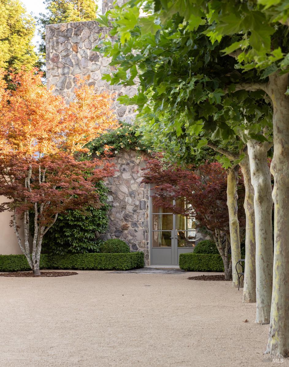 Detail Gallery Image 3 of 49 For 33 Hennessey Ridge Rd, Saint Helena,  CA 94574 - 4 Beds | 4/1 Baths