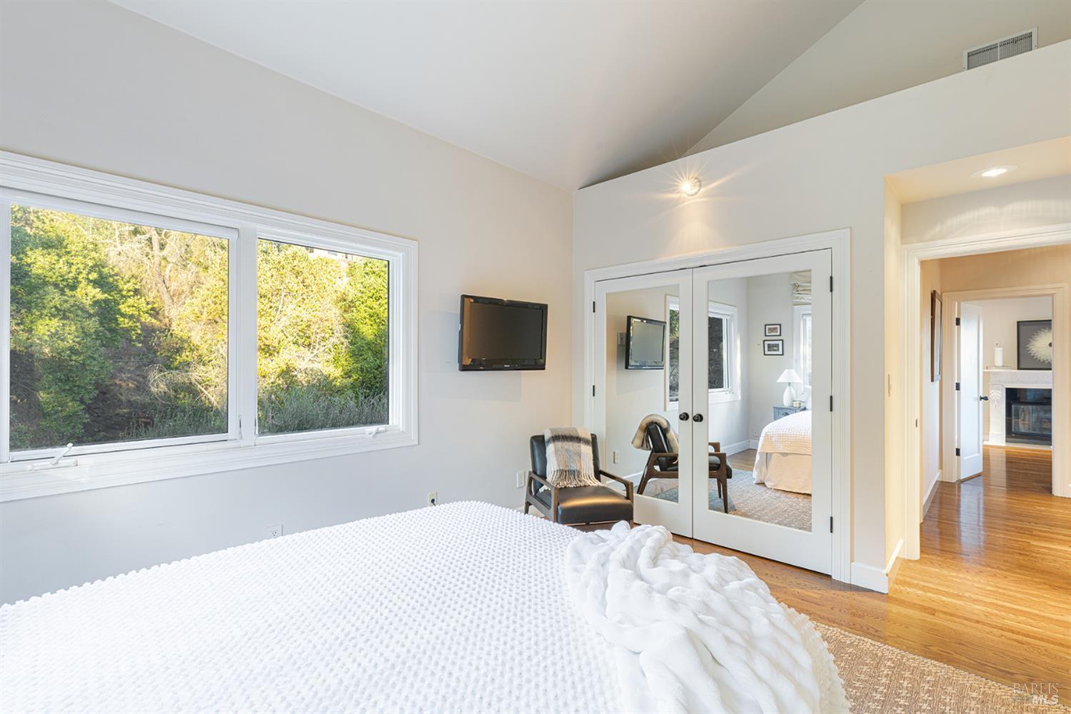 Detail Gallery Image 65 of 72 For 145 Canyon Ct, Napa,  CA 94558 - 5 Beds | 4/1 Baths