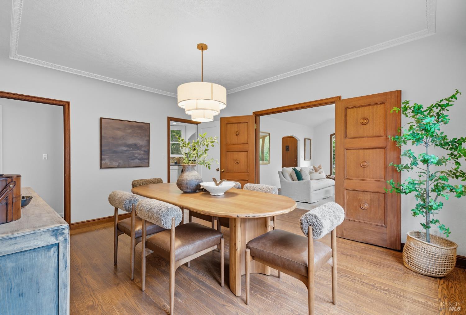 Detail Gallery Image 5 of 21 For 135 H St, San Rafael,  CA 94901 - 3 Beds | 2 Baths