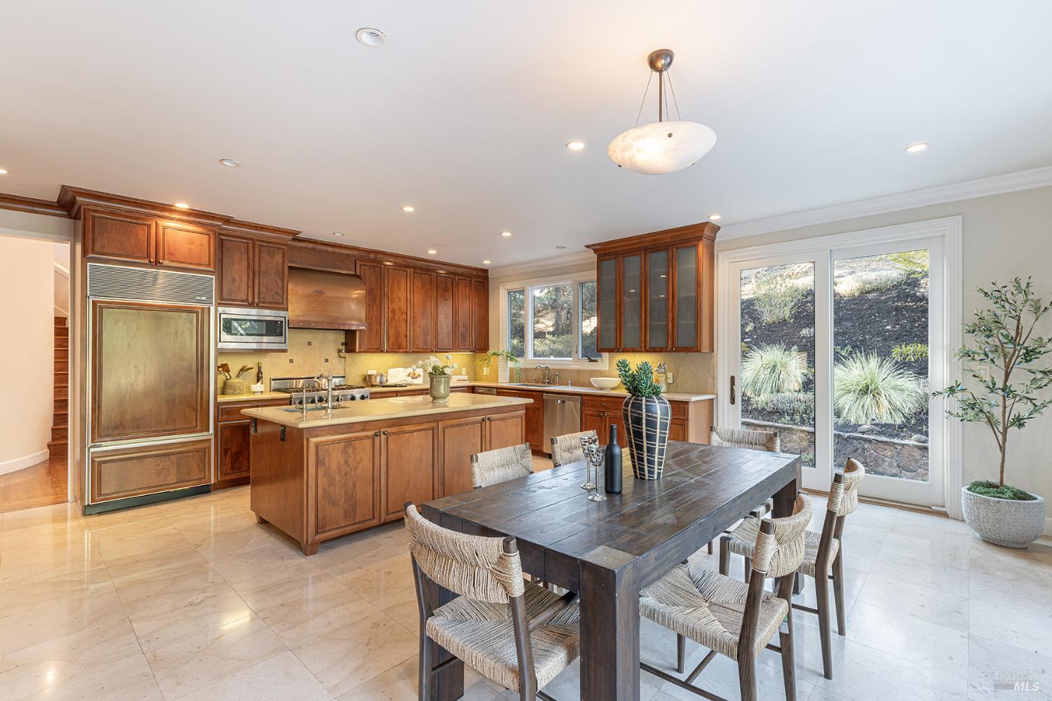 Detail Gallery Image 36 of 72 For 145 Canyon Ct, Napa,  CA 94558 - 5 Beds | 4/1 Baths