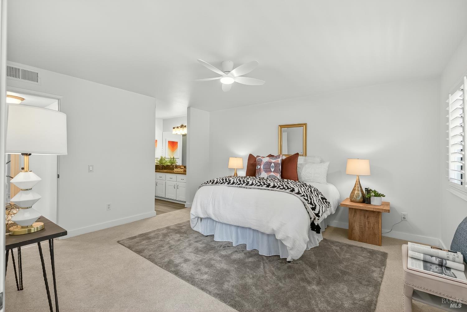 Detail Gallery Image 16 of 28 For 71 Scottsdale Way, Novato,  CA 94947 - 2 Beds | 1/1 Baths