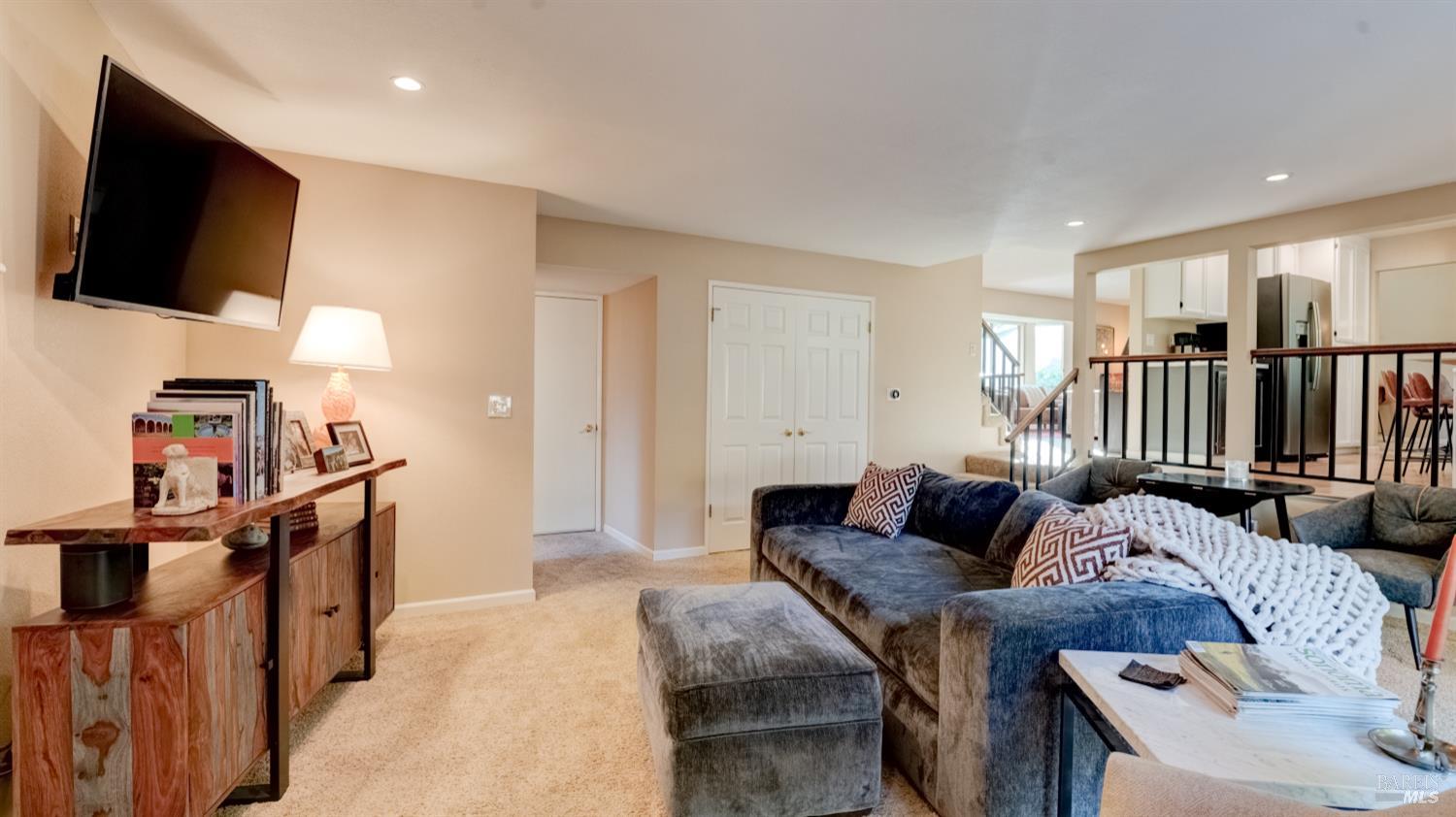 Detail Gallery Image 27 of 73 For 5270 Arnica Way, Santa Rosa,  CA 95403 - 4 Beds | 2/1 Baths