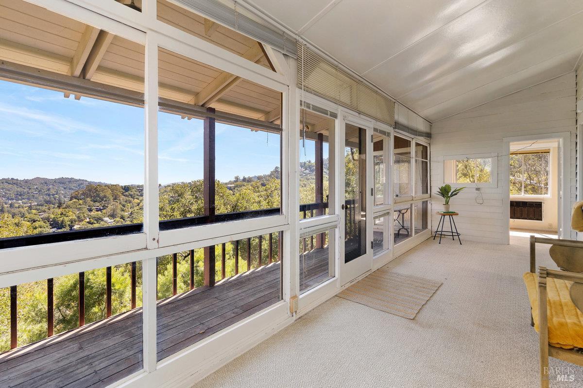 Detail Gallery Image 15 of 73 For 445 Scenic Ave, San Anselmo,  CA 94960 - 2 Beds | 2 Baths