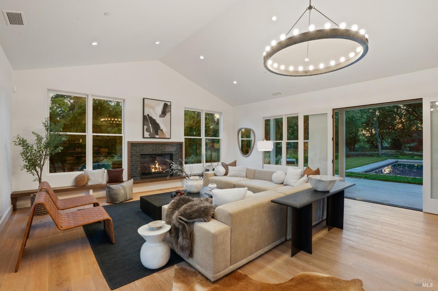 Detail Gallery Image 79 of 96 For 20685 5th St, Sonoma,  CA 95476 - 3 Beds | 3/1 Baths