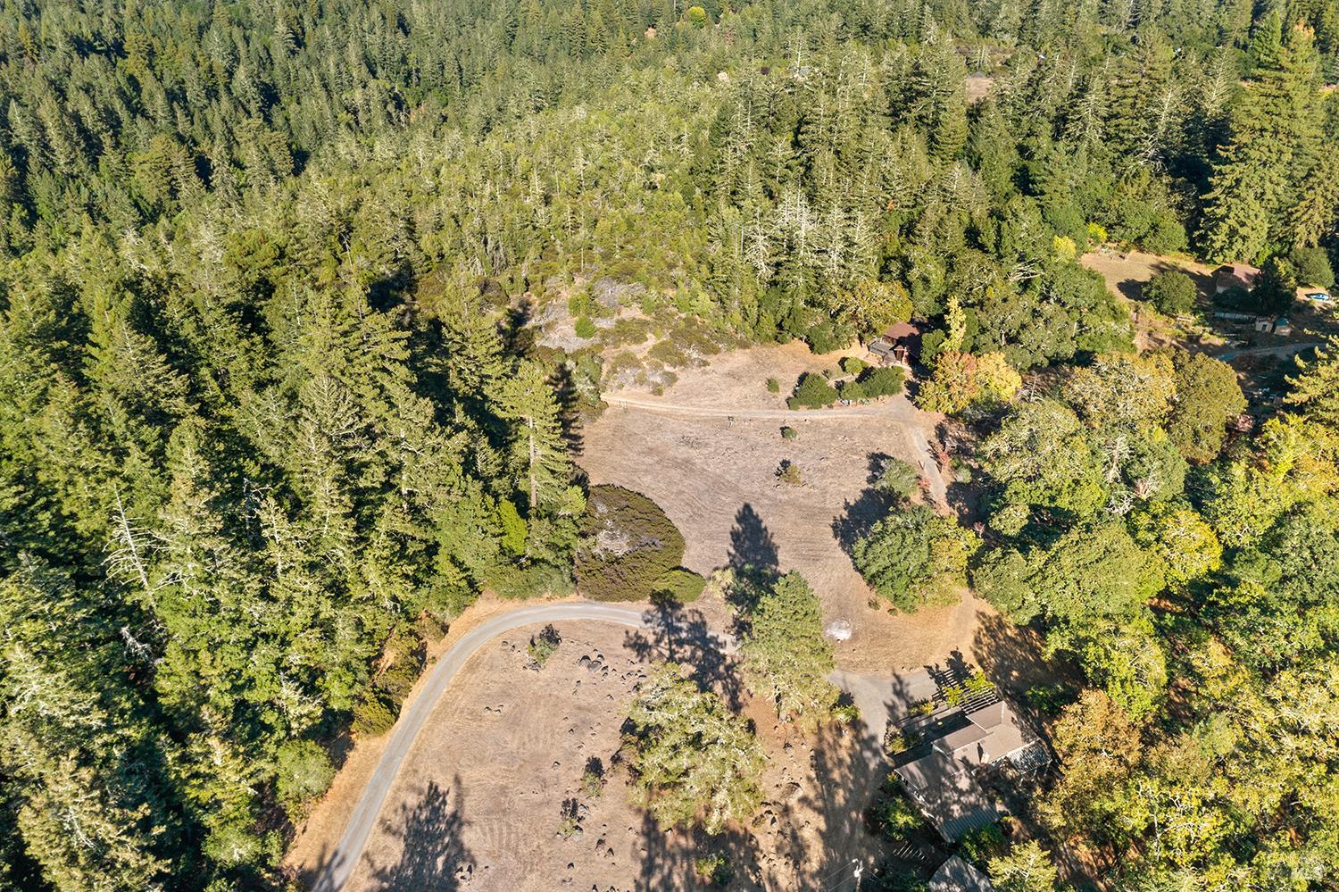 Detail Gallery Image 73 of 79 For 12936 Bones Ln, Sebastopol,  CA 95472 - 3 Beds | 2 Baths