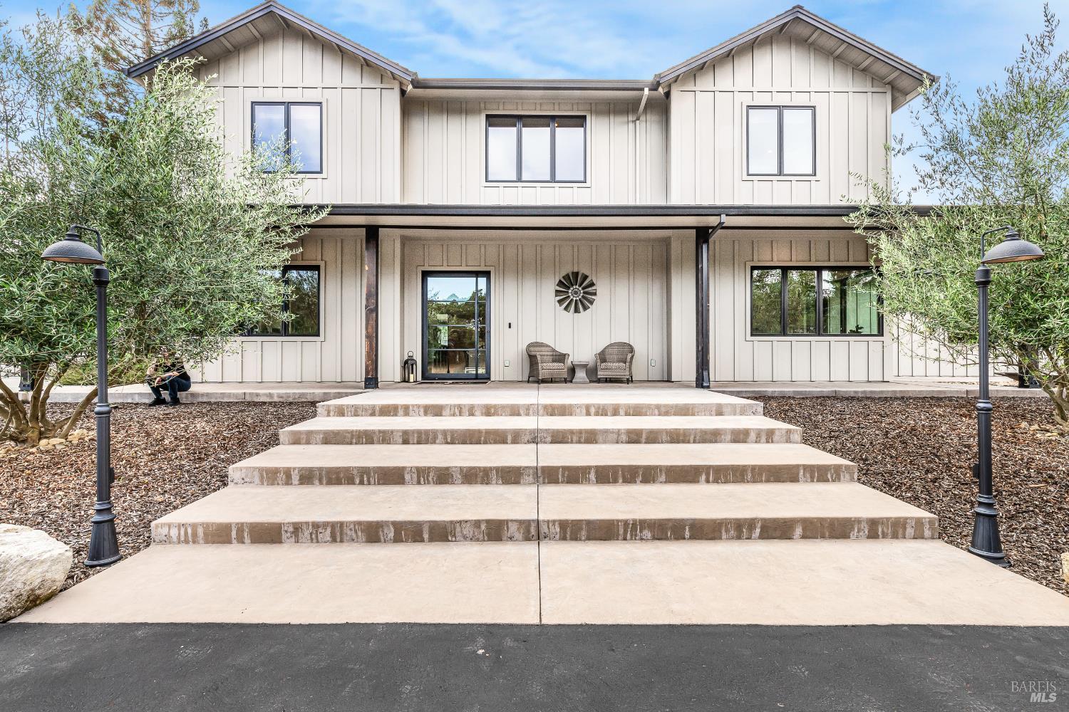 Detail Gallery Image 2 of 63 For 2800 Bardy Rd, Santa Rosa,  CA 95404 - 4 Beds | 4 Baths