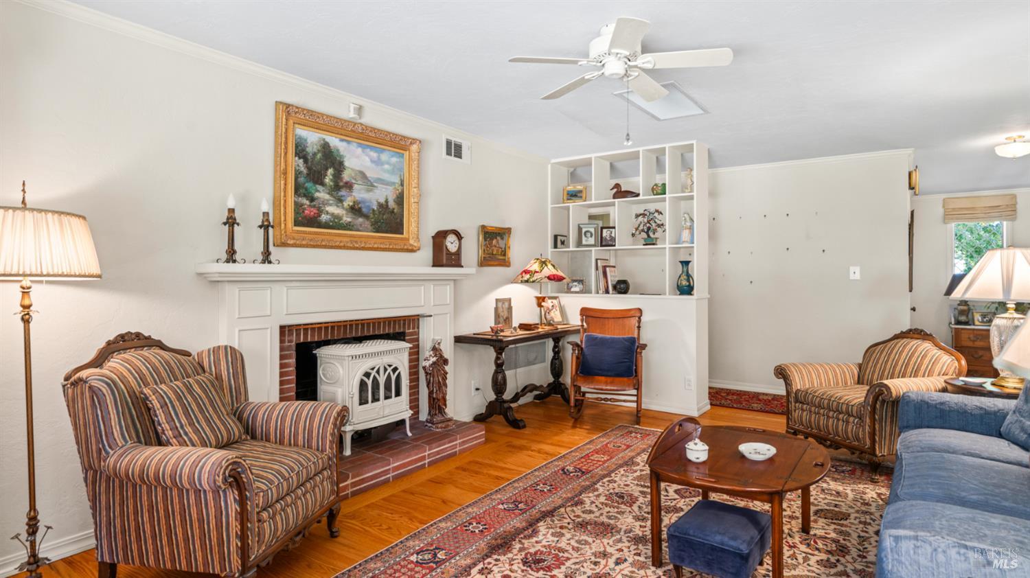 Detail Gallery Image 10 of 63 For 1036 Washington St, Fairfield,  CA 94533 - 3 Beds | 2 Baths