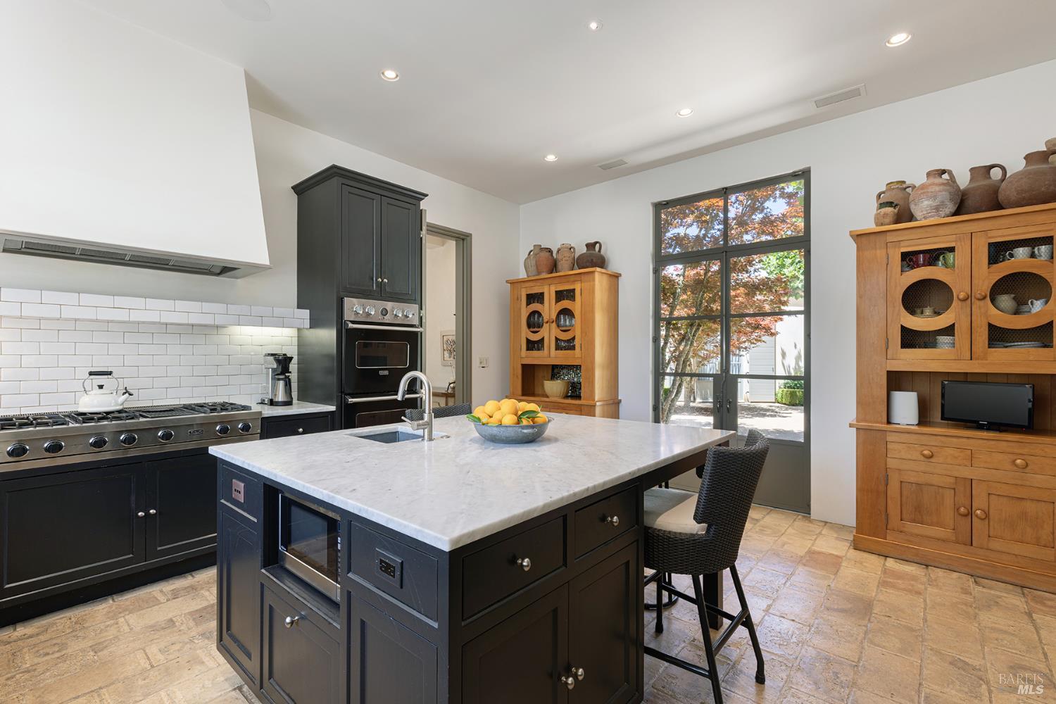 Detail Gallery Image 21 of 49 For 33 Hennessey Ridge Rd, Saint Helena,  CA 94574 - 4 Beds | 4/1 Baths