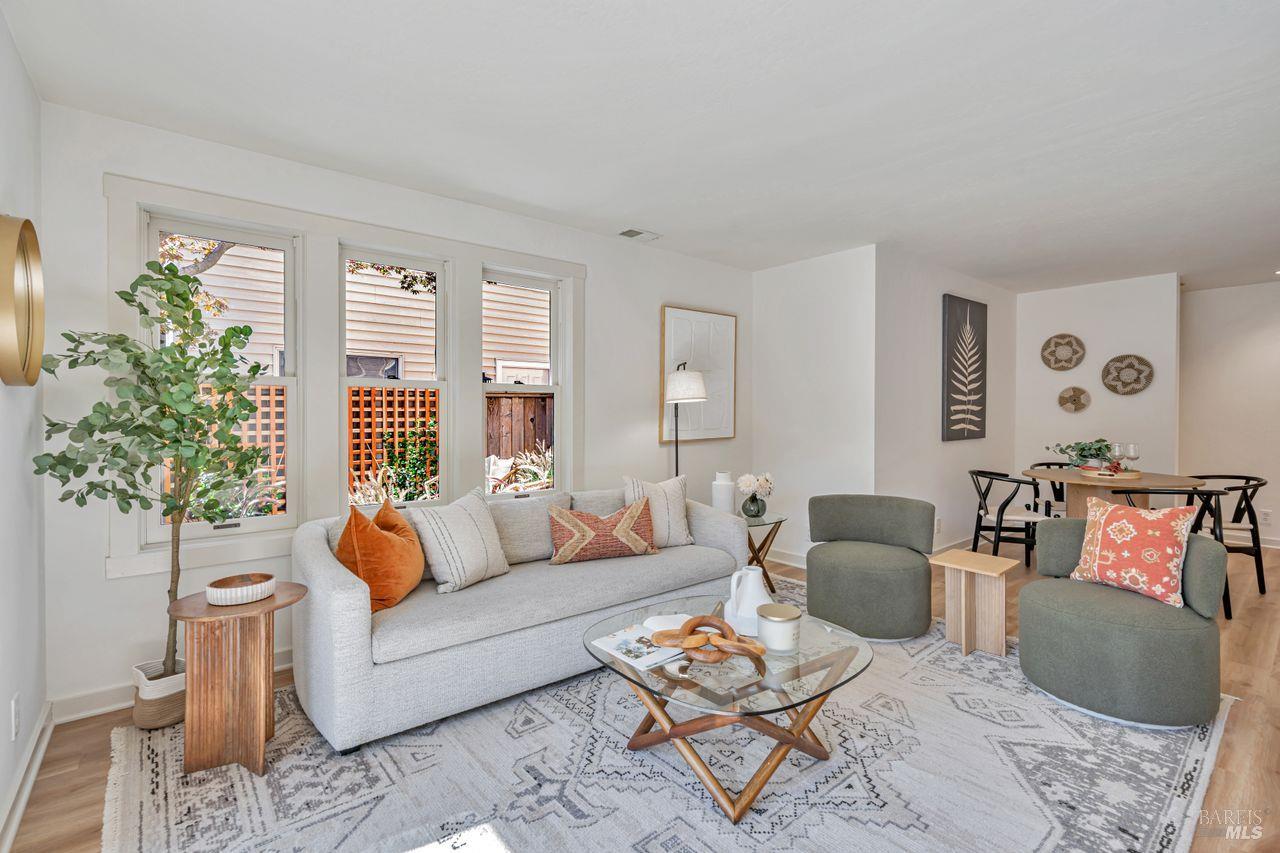 Detail Gallery Image 16 of 27 For 105 Bayview St, San Rafael,  CA 94901 - 3 Beds | 2 Baths