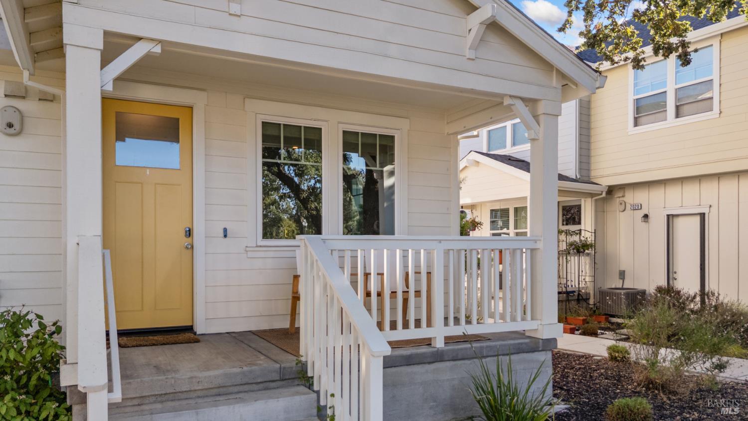 Detail Gallery Image 3 of 28 For 444 Pueblo Bonito Pl, Santa Rosa,  CA 95407 - 3 Beds | 2/1 Baths