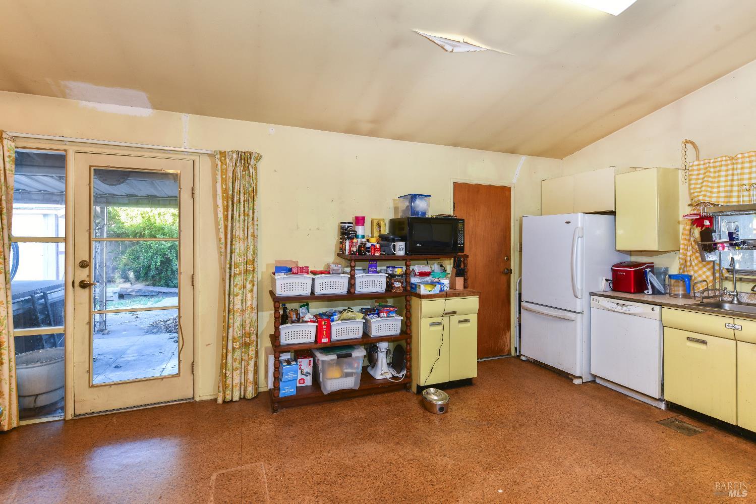 Detail Gallery Image 9 of 27 For 3520 Beckworth Dr, Napa,  CA 94558 - 3 Beds | 2 Baths