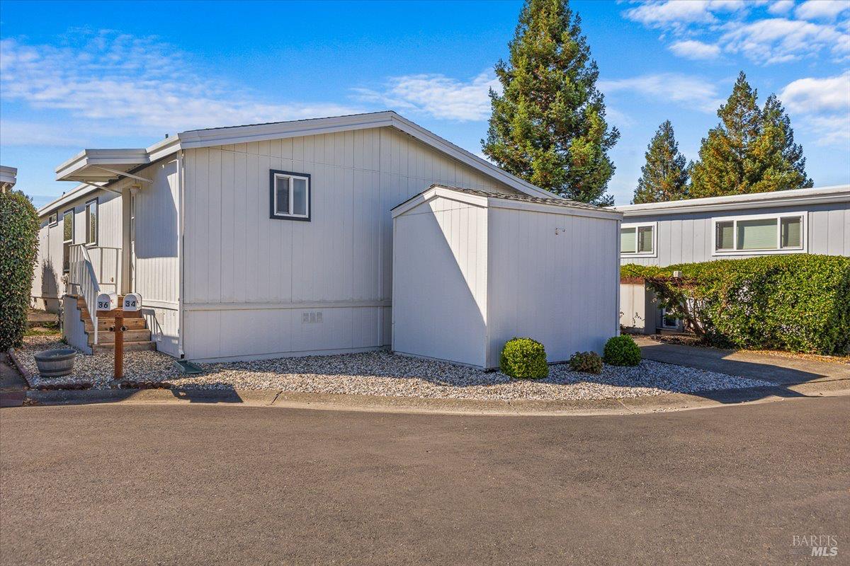Detail Gallery Image 4 of 32 For 34 Circulo Juarez Unkn, Rohnert Park,  CA 94928 - 2 Beds | 2 Baths