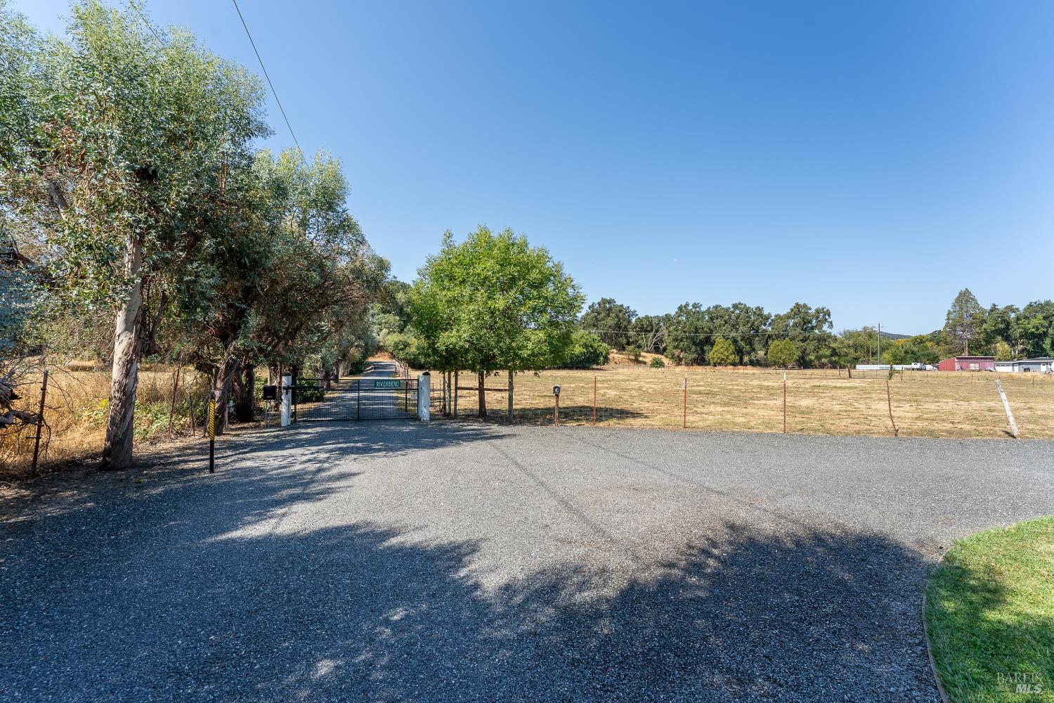 Detail Gallery Image 67 of 86 For 8301 West Side Potter Valley Rd, Potter Valley,  CA 95469 - 2 Beds | 3 Baths