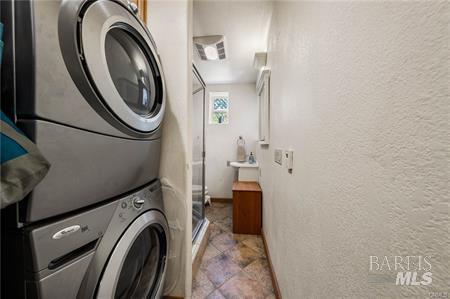 Detail Gallery Image 57 of 72 For 2894 Silverado St, Clearlake,  CA 95424 - 3 Beds | 2/1 Baths