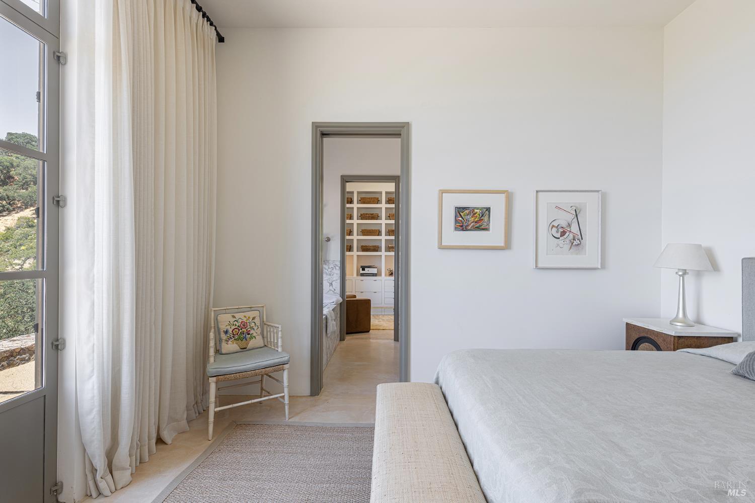 Detail Gallery Image 13 of 49 For 33 Hennessey Ridge Rd, Saint Helena,  CA 94574 - 4 Beds | 4/1 Baths