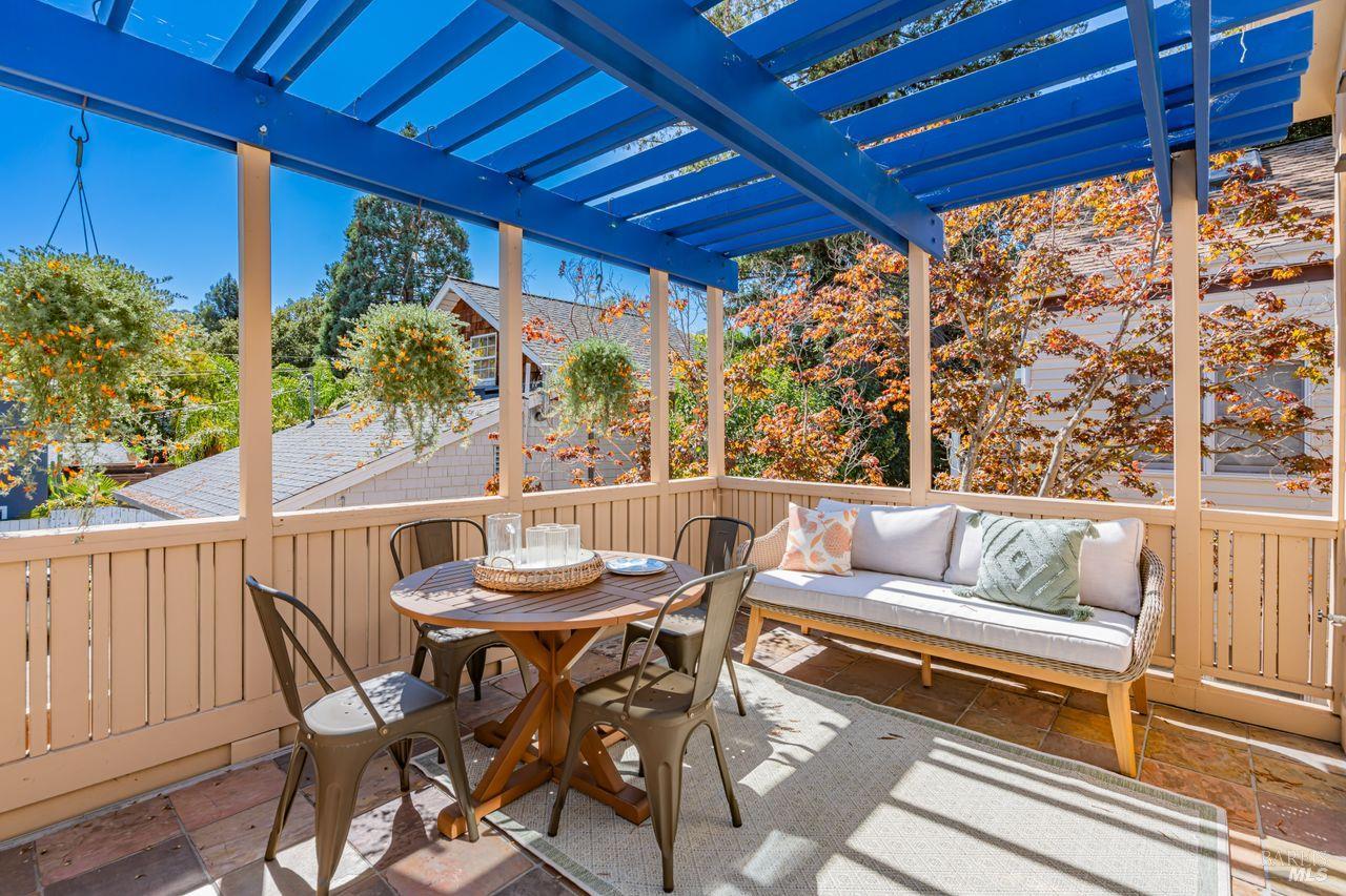 Detail Gallery Image 25 of 27 For 105 Bayview St, San Rafael,  CA 94901 - 3 Beds | 2 Baths
