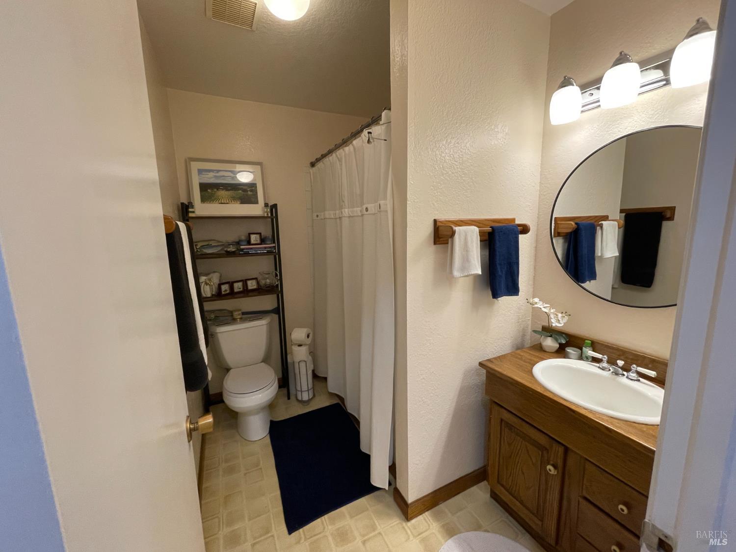 Detail Gallery Image 20 of 27 For 954 Eleanor Ave, Rohnert Park,  CA 94928 - 3 Beds | 2 Baths