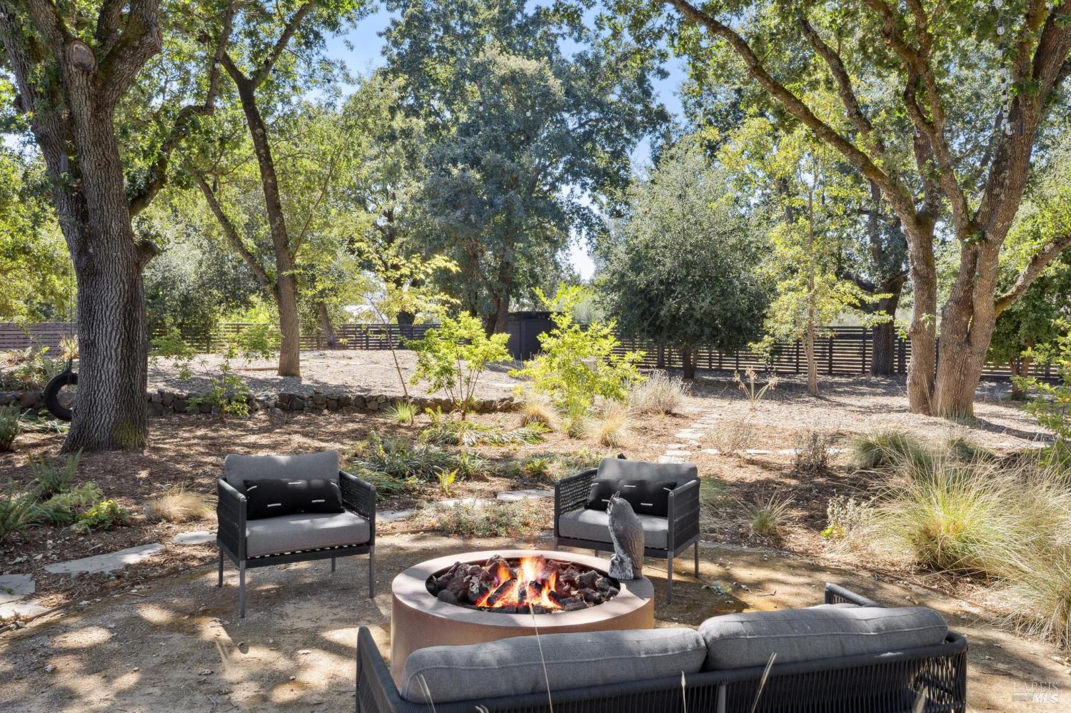 Detail Gallery Image 65 of 96 For 20685 5th St, Sonoma,  CA 95476 - 3 Beds | 3/1 Baths