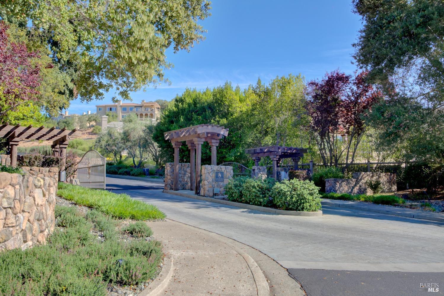 Detail Gallery Image 17 of 44 For 1166 Castle Oaks Dr, Napa,  CA 94558 - – Beds | – Baths