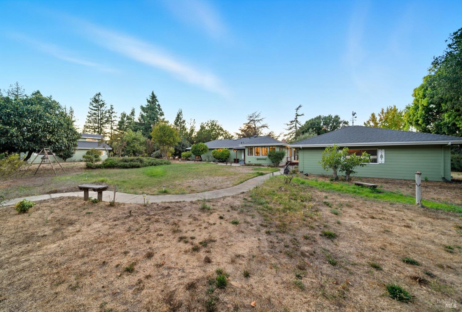 Detail Gallery Image 39 of 60 For 4047 Petaluma Blvd, Petaluma,  CA 94952 - 3 Beds | 2 Baths
