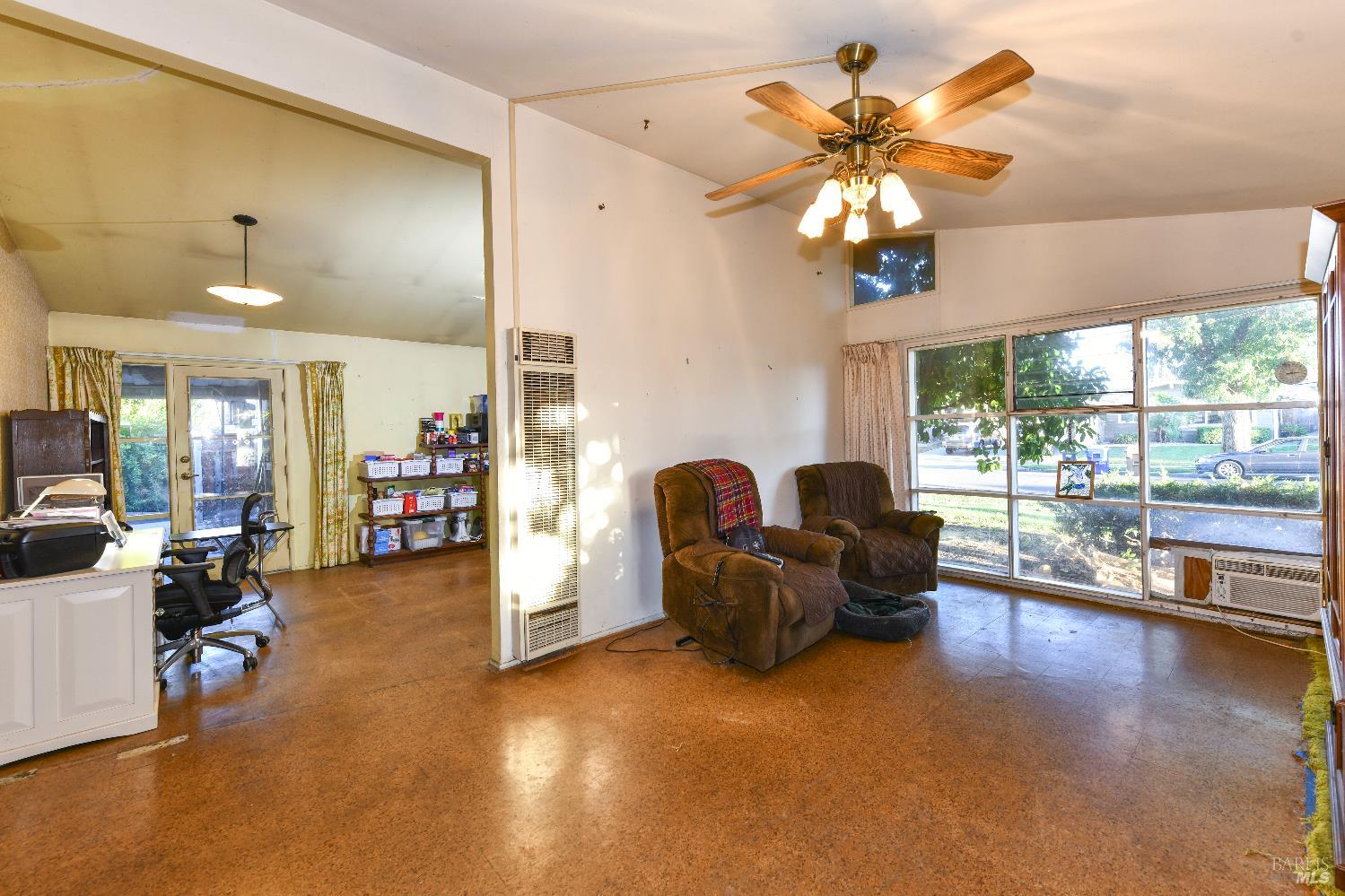 Detail Gallery Image 3 of 27 For 3520 Beckworth Dr, Napa,  CA 94558 - 3 Beds | 2 Baths