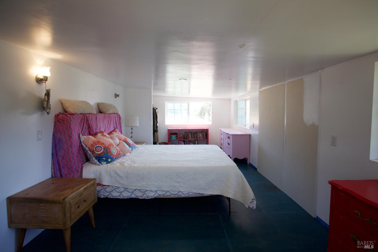 Detail Gallery Image 6 of 14 For 35100 Mendocino Pass Rd, Covelo,  CA 95428 - 2 Beds | 1 Baths