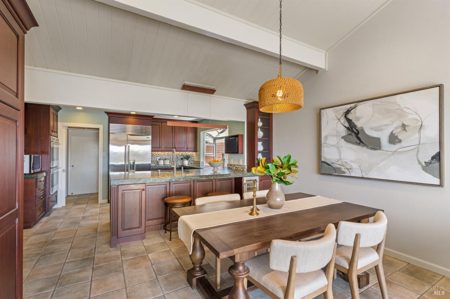 Detail Gallery Image 15 of 56 For 126 San Marino Dr, San Rafael,  CA 94901 - 5 Beds | 3/1 Baths