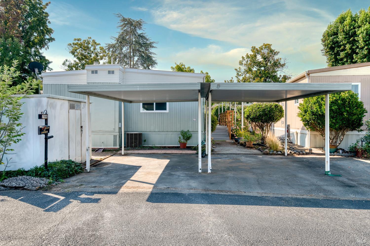 Detail Gallery Image 32 of 35 For 708 Seville Way, Novato,  CA 94949 - 2 Beds | 2 Baths