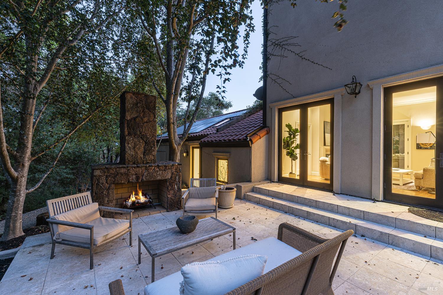 Detail Gallery Image 28 of 72 For 145 Canyon Ct, Napa,  CA 94558 - 5 Beds | 4/1 Baths