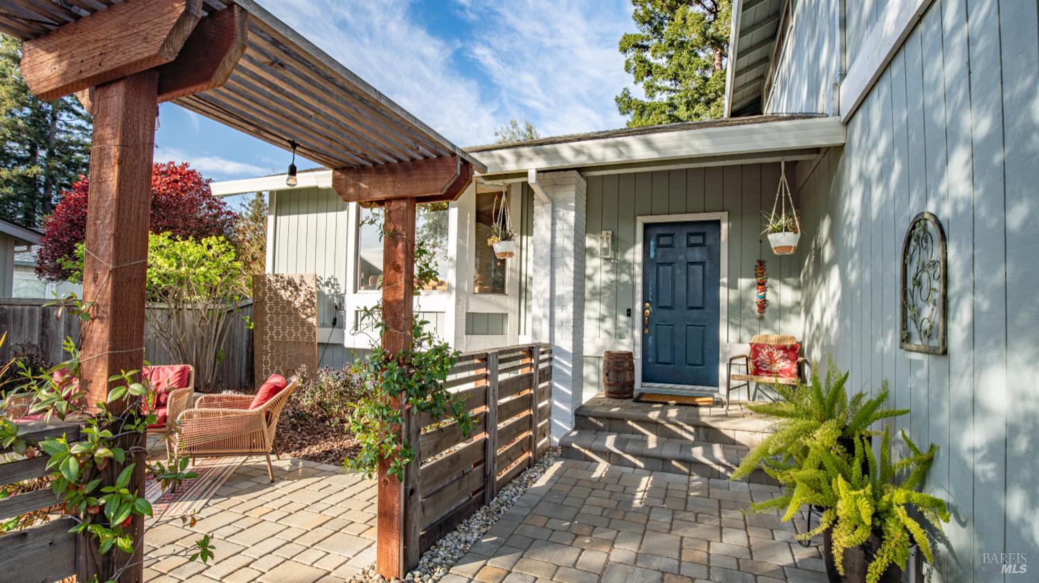 Detail Gallery Image 2 of 73 For 5270 Arnica Way, Santa Rosa,  CA 95403 - 4 Beds | 2/1 Baths
