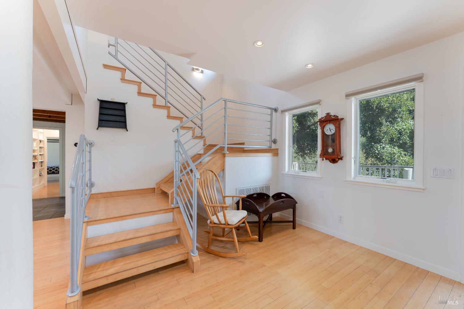 Detail Gallery Image 21 of 86 For 8301 West Side Potter Valley Rd, Potter Valley,  CA 95469 - 2 Beds | 3 Baths