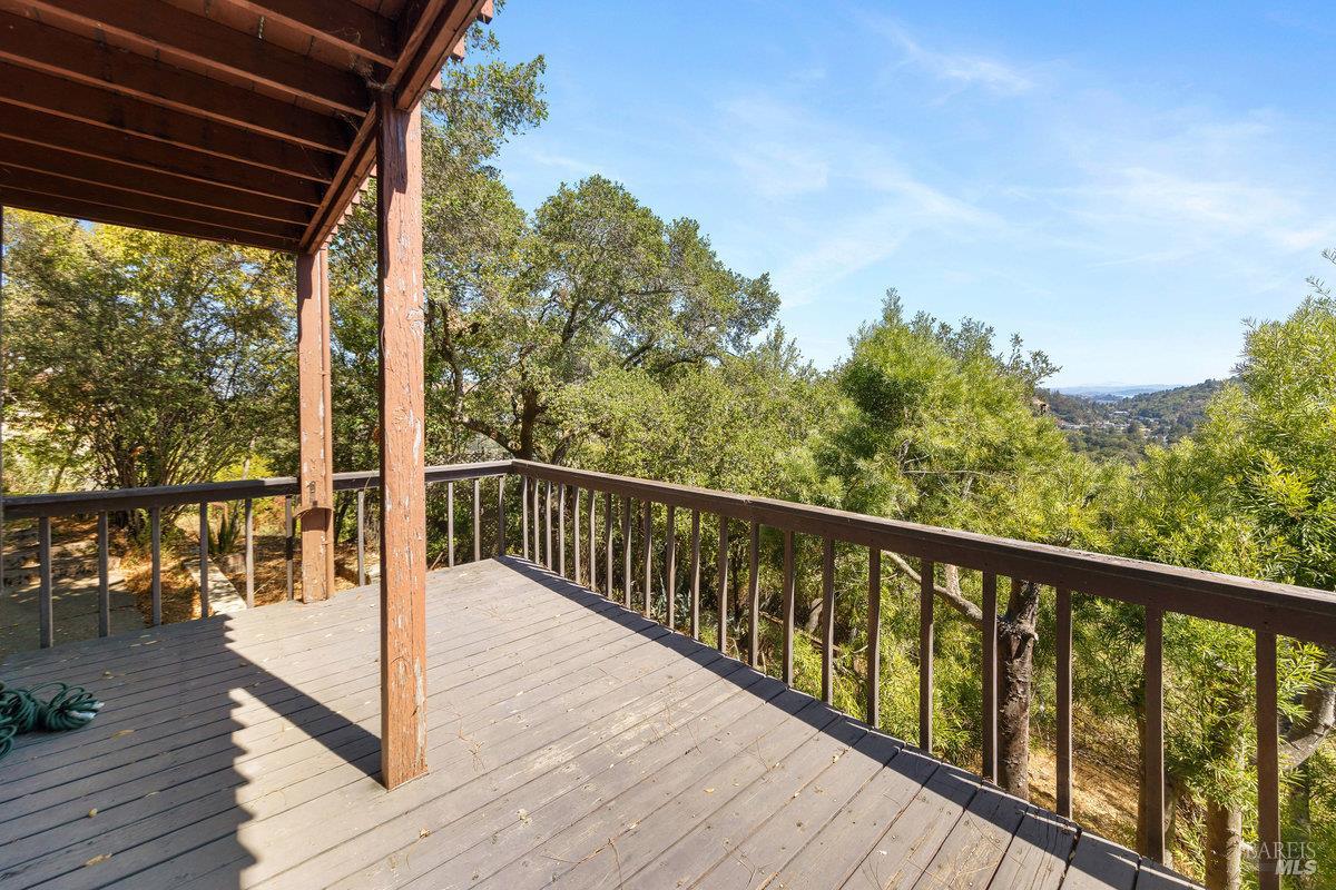 Detail Gallery Image 35 of 73 For 445 Scenic Ave, San Anselmo,  CA 94960 - 2 Beds | 2 Baths