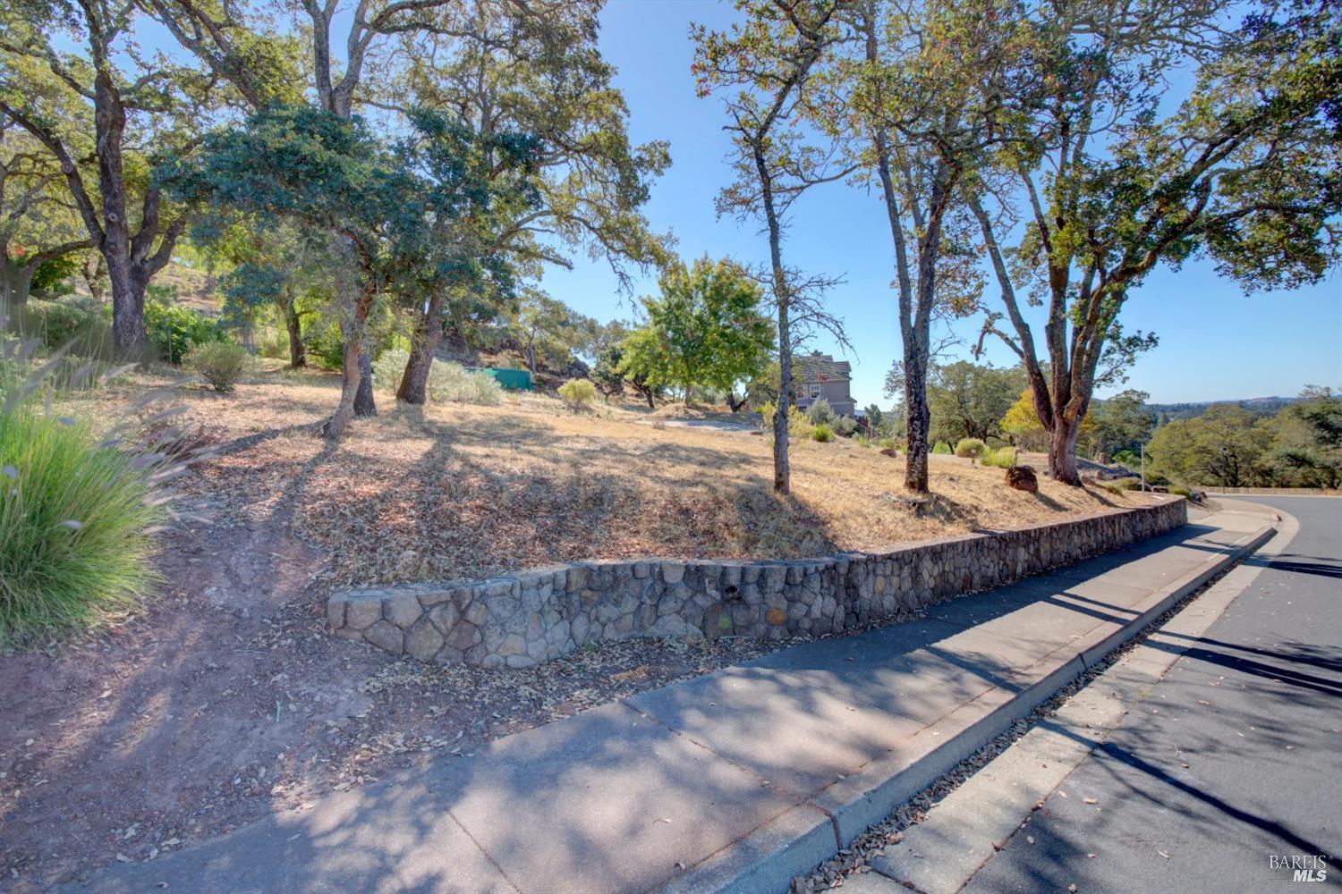 Detail Gallery Image 20 of 44 For 1166 Castle Oaks Dr, Napa,  CA 94558 - – Beds | – Baths