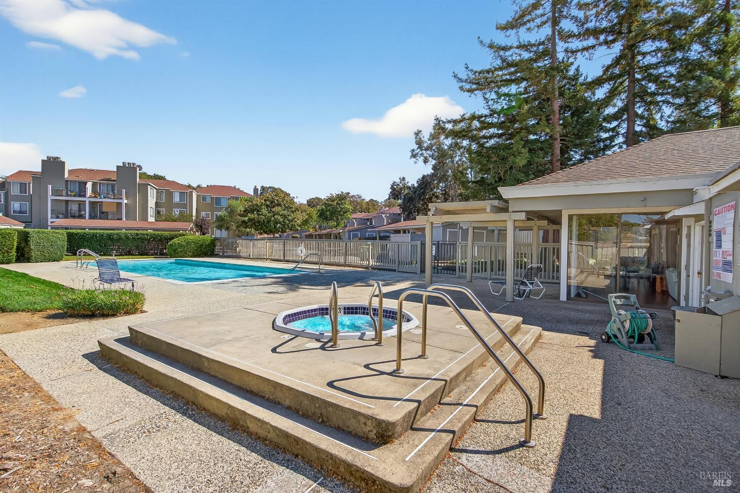 Detail Gallery Image 27 of 28 For 71 Scottsdale Way, Novato,  CA 94947 - 2 Beds | 1/1 Baths